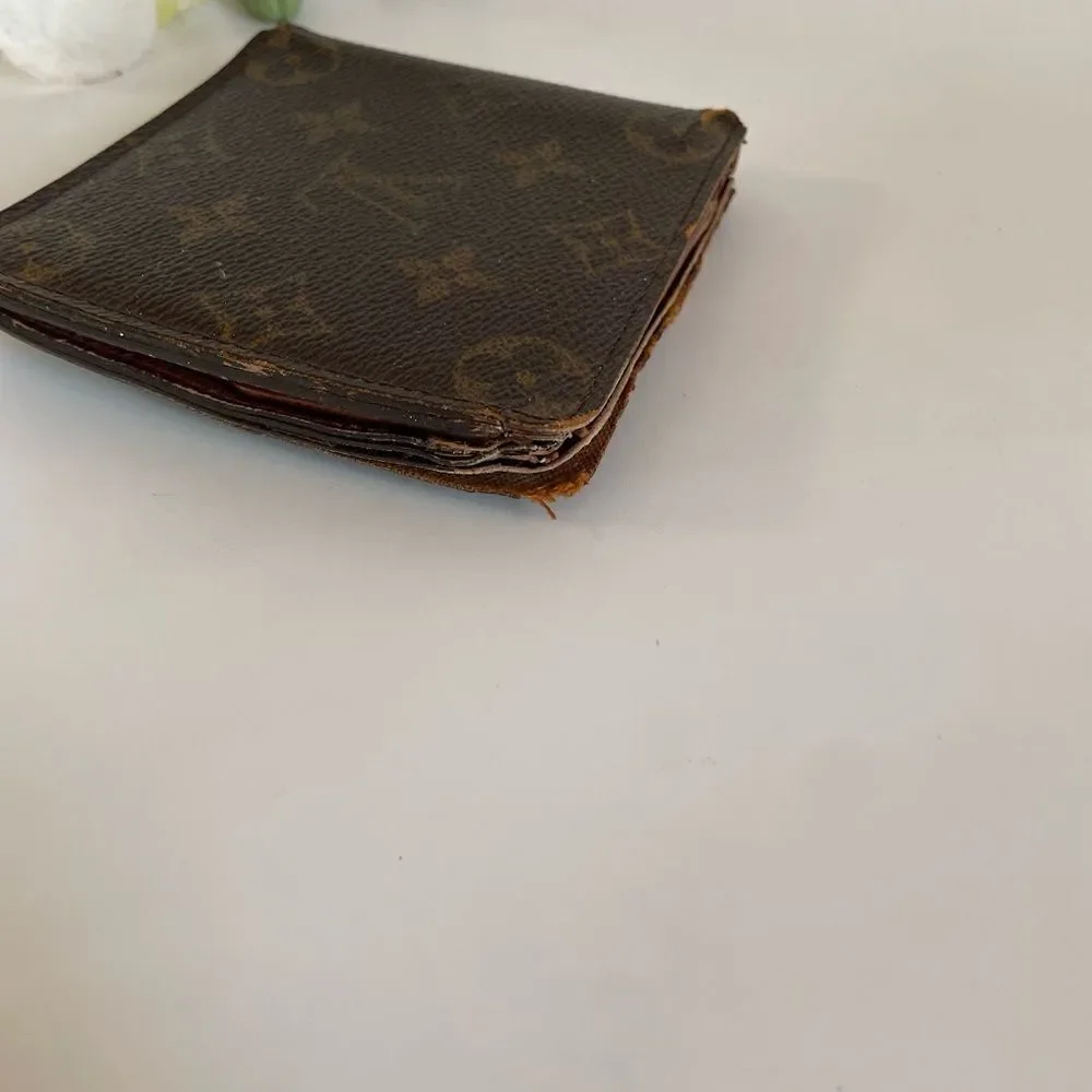 Authentic Louis Vuitton Monogram Bifold Wallet Mens